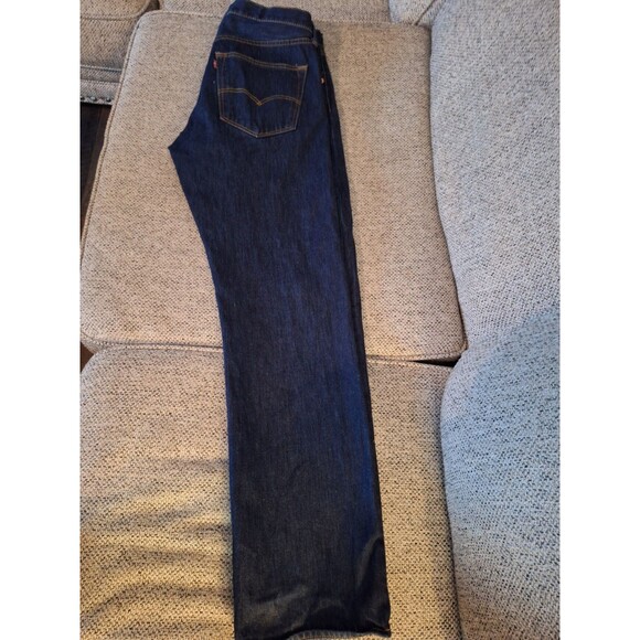 Levi's Men's 501 Original Fit Jeans Straight Leg Button Fly‎ 100% Cotton - Picture 2 of 4